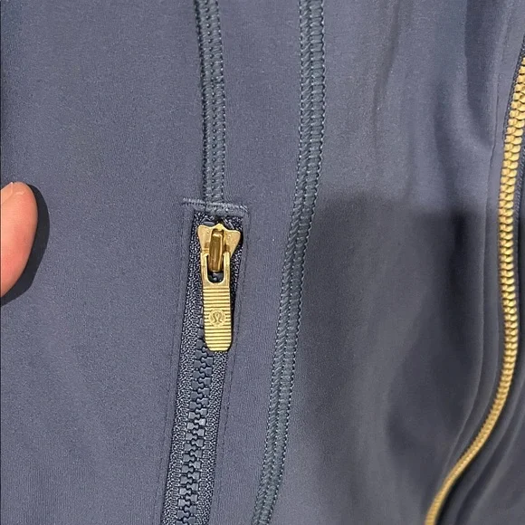 Lululemon define jacket *Nulu* in color shade/gold - Picture 6 of 16